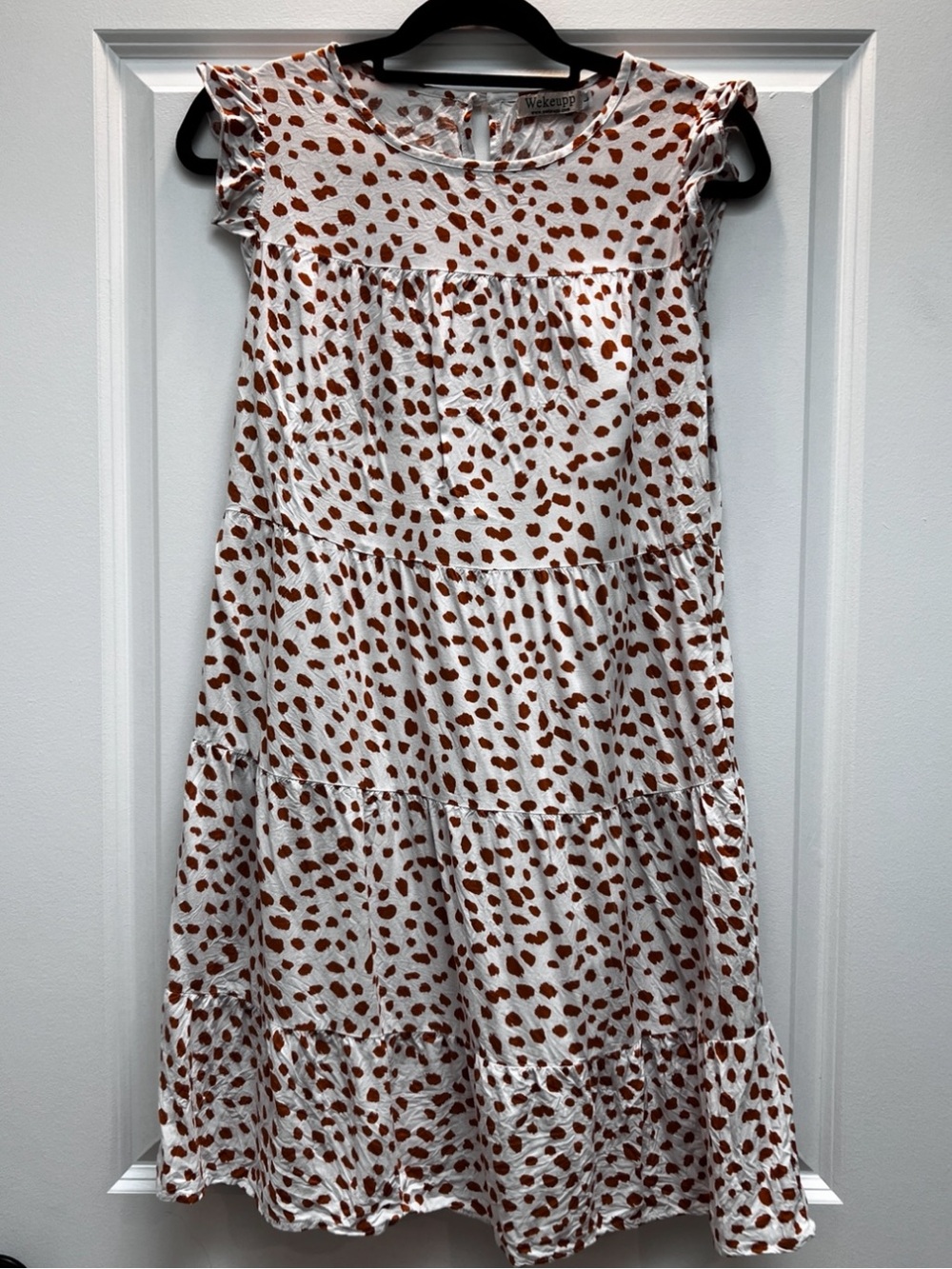 Wekeupp Cheetah Print Tiered Mini Dress Size L White & Brown Ruffle Cap Sleeve